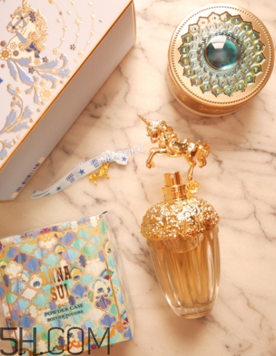 �����ն�������ˮ����Ǯ��anna sui��������ˮר��۸�